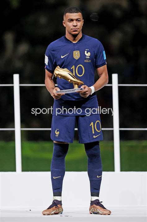 Kylian Mbappe France Golden Boot Winner World Cup Qatar 2022 Images ...