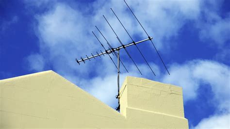 14 Amazing Free Cable TV Antenna for 2023 | Robots.net