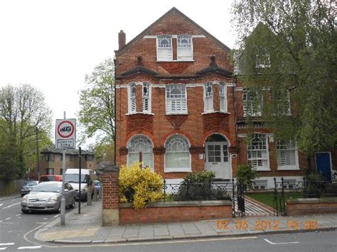 BALHAM LODGE - Updated 2024 Prices & Hostel Reviews (London, England)