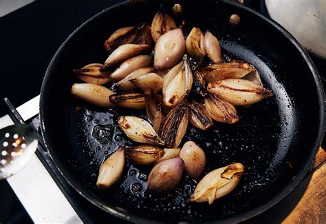 Glazed Shallots Recipe | Bon Appétit