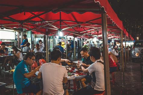 Delicious Street Food! Jalan Alor Night Market | The Travel Quandary