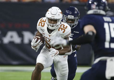 Texas football: Ranking the running backs on the 2020 depth chart ...