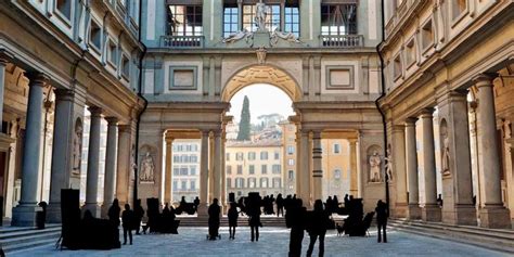 Uffizi Palace, Florence, Italy | Florence travel, Virtual museum tours ...