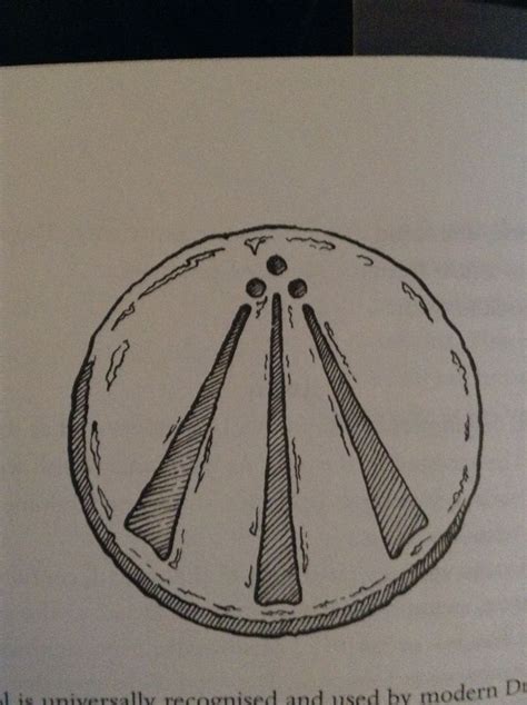 Awen symbol. Maybe get it carved into a tree Celtic Mythology, Mythology Art, Symbol Tattoos ...