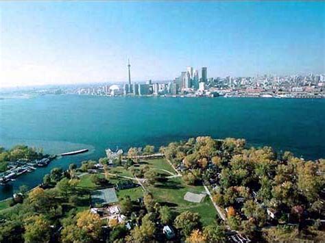 Top 7 Things to See in Toronto Islands