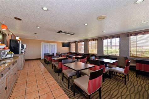 Santa Fe Comfort Inn Breakfast Room | Breakfast room, Home, Comfort