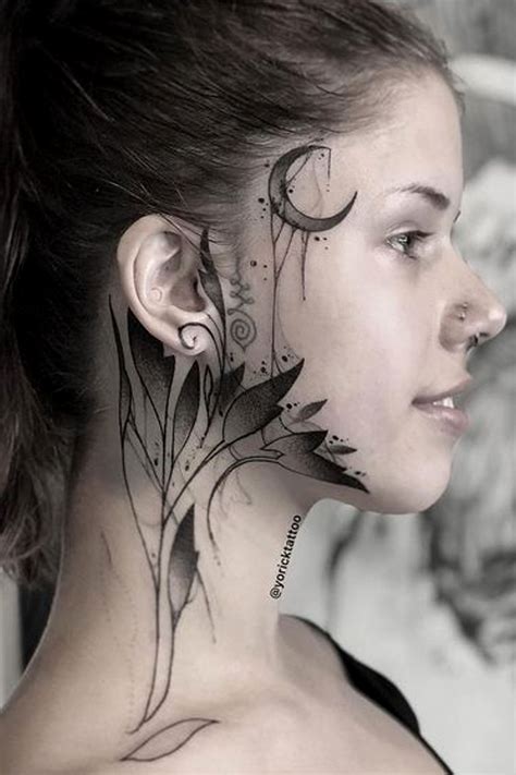 Neck and face tattoo by Yorick | Vücut dövmeleri, Dövmeli kadın, Boyun ...