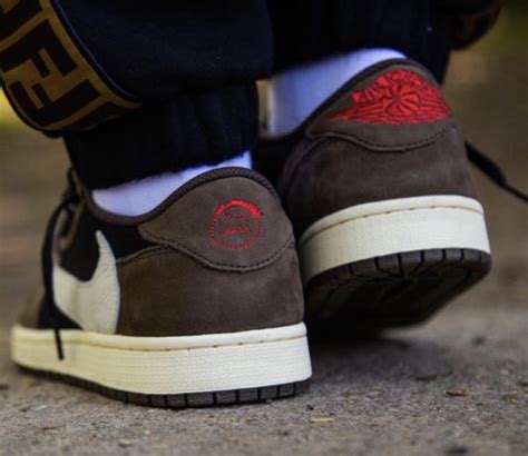 Travis Scott Air Jordan 1 Low Dark Mocha CQ4277-001 Release Date - SBD