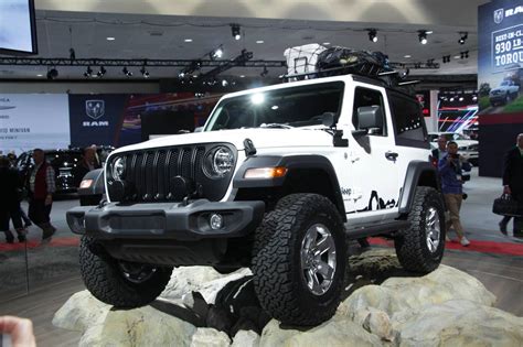 Jeep Wrangler Photos and Specs. Photo: Jeep Wrangler suv big and 16 ...