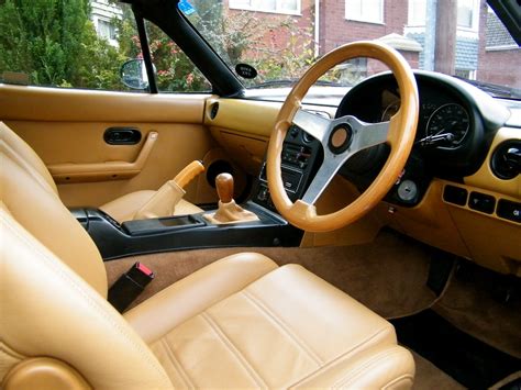 Mazda MX5 MK1 SE | Mazda MX5 MK1 SE interior, 2010. | Thomas Norman | Flickr