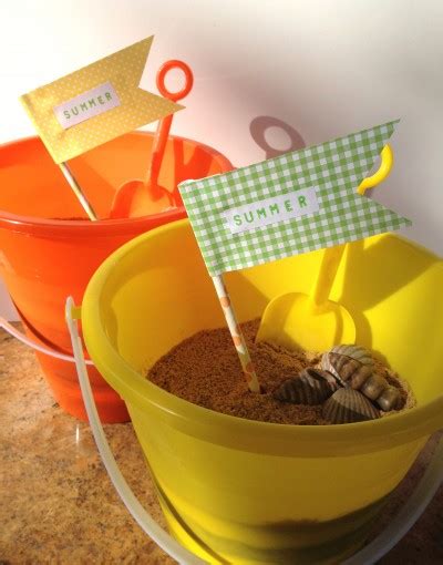 Easy Beach Bucket Cake | Fun Family Crafts