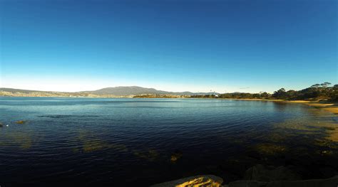 Here's a moody shot of Bellerive Beach : tasmania