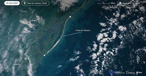 The longest beach in the world | Copernicus Data Space Ecosystem