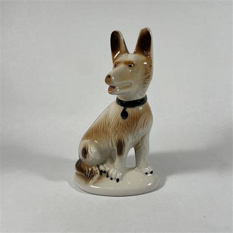 German Shepherd German Shepherd Figurine Dog Figurine - Etsy