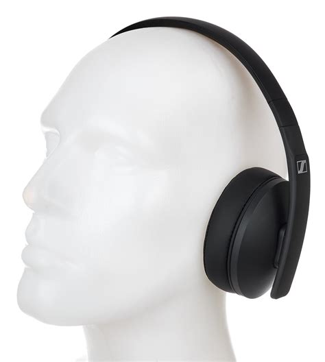 Sennheiser HD 300 Review | headphonecheck.com