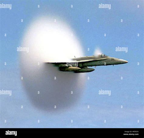 Sonic boom cloud Stock Photo - Alamy