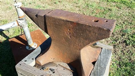 Anvil Identification : Blacksmith