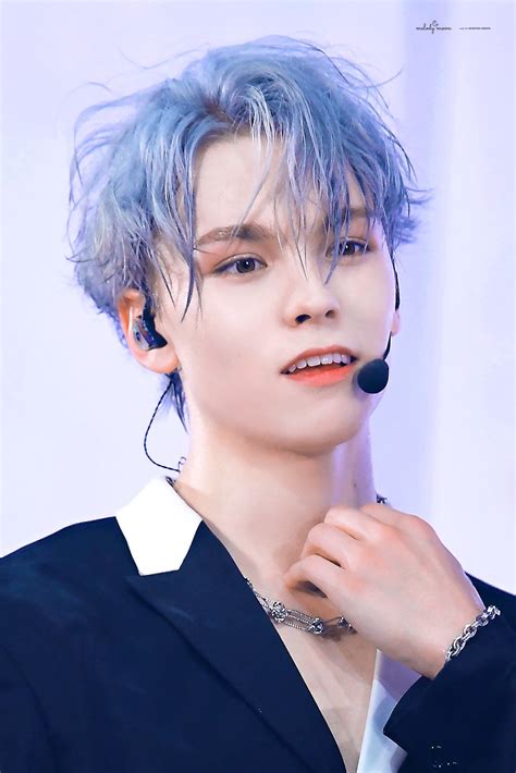 Pin de 호시👑 en Vernon (버논) | De diecisiete, Kpop, Vernon