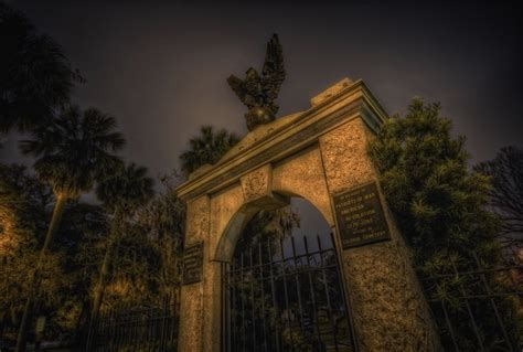 Explore Haunted Savannah, Ga