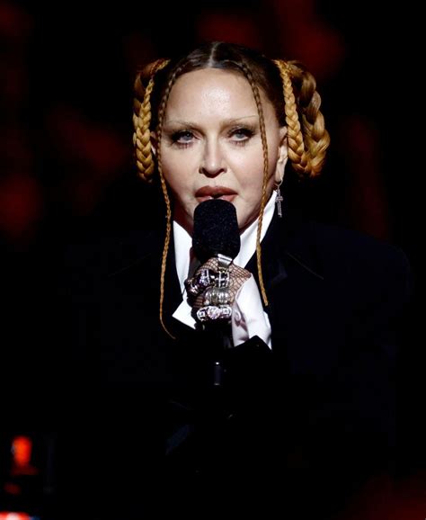 Madonna Grammy Award 2024 - Ambur Bettine