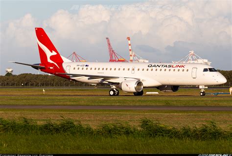 Embraer 190AR (ERJ-190-100IGW) - QantasLink (Alliance Airlines ...