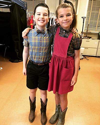 Raegan Revord and Iain Armitage in Young Sheldon (2017)