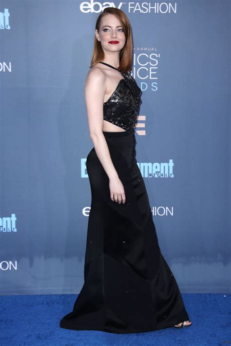 11 Times Emma Stone Rocked Awards Show Red Carpets [PHOTOS] – Footwear News