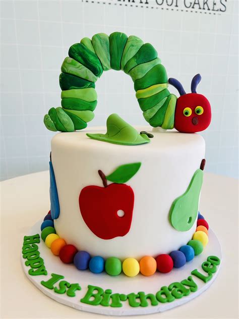 Hungry Caterpillar cake – Runaway Cupcakes