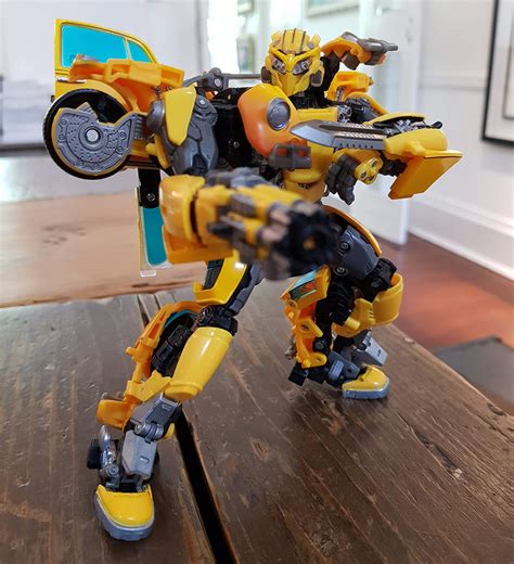 First Looks: Transformers Masterpiece Movie Series Bumblebee MPM-7 | Geek Culture