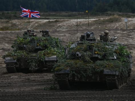 West Using Ukraine as ‘Tool’ Against Russia, British Tanks ‘Will Burn ...