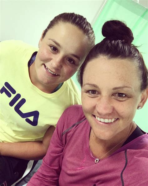 Ash Barty Partner - Ashleigh Barty Earns Second Consecutive Newcombe ...