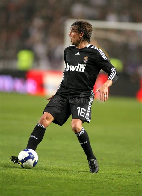 Gabriel Heinze of Real Madrid Editorial Photography - Image of league, argentinian: 18872317