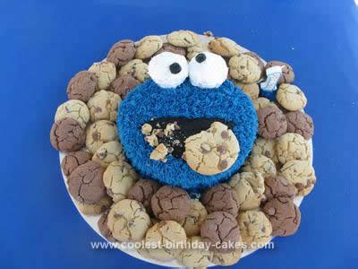 Cool Homemade Cookie Monster Face Cake With Cookies