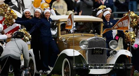 The history behind Georgia Tech's ramblin' wreck - Sports Illustrated