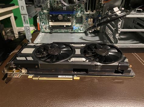 PC graphics card won’t fit? : r/PcBuildHelp