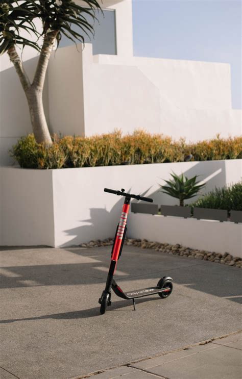 Another way to get from A to B with JUMP Scooters | Uber Newsroom