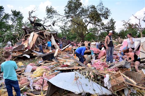 PHOTOS: Mayfield Hit Hard by Tuesday Tornado, Man Survives Holding Onto Tree | WSIU