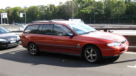 Aussie Old Parked Cars: 1999 Holden VT Commodore Olympic Edition Wagon