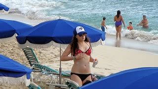 Random Girls at Maho Beach St. Maarten | Darryl Kenyon | Flickr