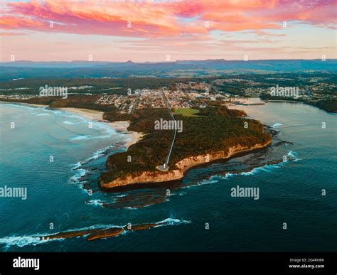 Ulladulla Lighthouse at sunrise, NSW, Australia Stock Photo - Alamy