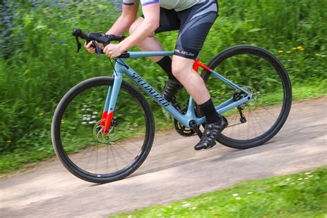 Review: Specialized Men’s Diverge | road.cc