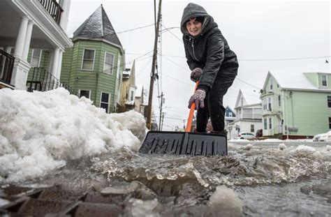 A weekend of ferocious winter weather could see low-temperature records set in the US heartland