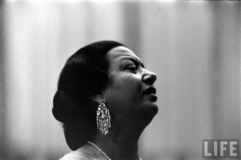 Oum Kalthoum - The Enduring Light of Arabic Music’s Brightest Star — AZEEMA