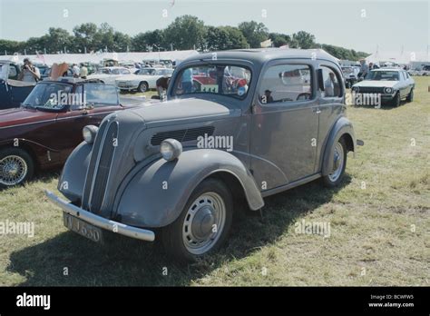 Ford popular 1950s hi-res stock photography and images - Alamy