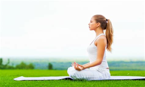 How Meditation And Breathing Exercises Affect Your Body - GeeksScan