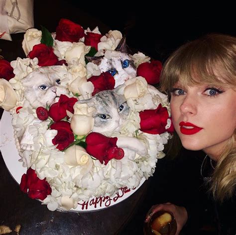 Taylor Swift Rings In 30 With A Festive Star-Studded Bash! - Perez Hilton