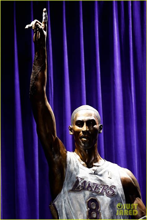 Kobe Bryant's Widow Vanessa Gives Emotional Speech at Statue Unveiling ...