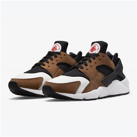 Nike Air Huarache "Escape 2.0" Release Date | Nice Kicks