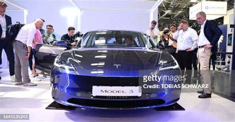 2,351 Tesla Model 3 Stock Photos, High-Res Pictures, and Images - Getty ...