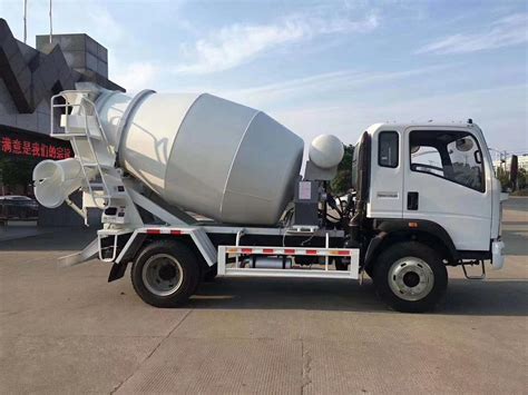 China 5cubic Meter Mini Concrete Mixer /Cement Mixer Truck - Concrete Mixer Truck and 4X2 ...